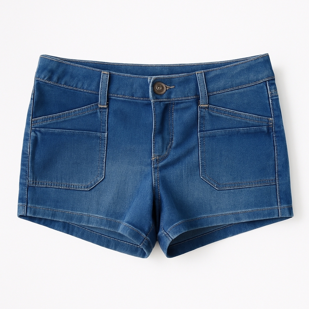Unionbay Denim Cargo Shorts Women’s Size 11 Blue Mid Rise Stretch Utility Pocket